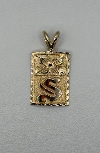 Hawaiian Heirloom Style 14k Gold (Letter S) and Plumeria Pendant