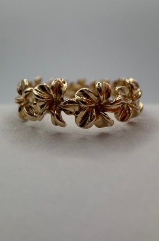 Plumeria Eternity 14k Gold Band - Size 5.25