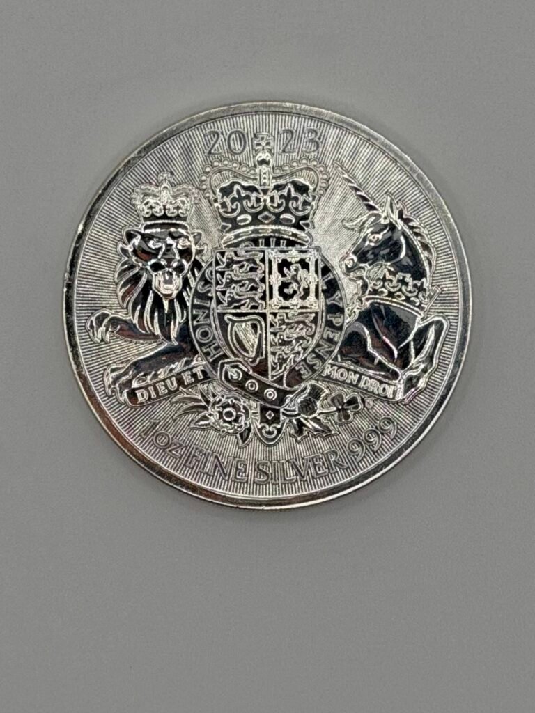 Great Britain 1 oz Silver The Royal Arms BU (Random Year)