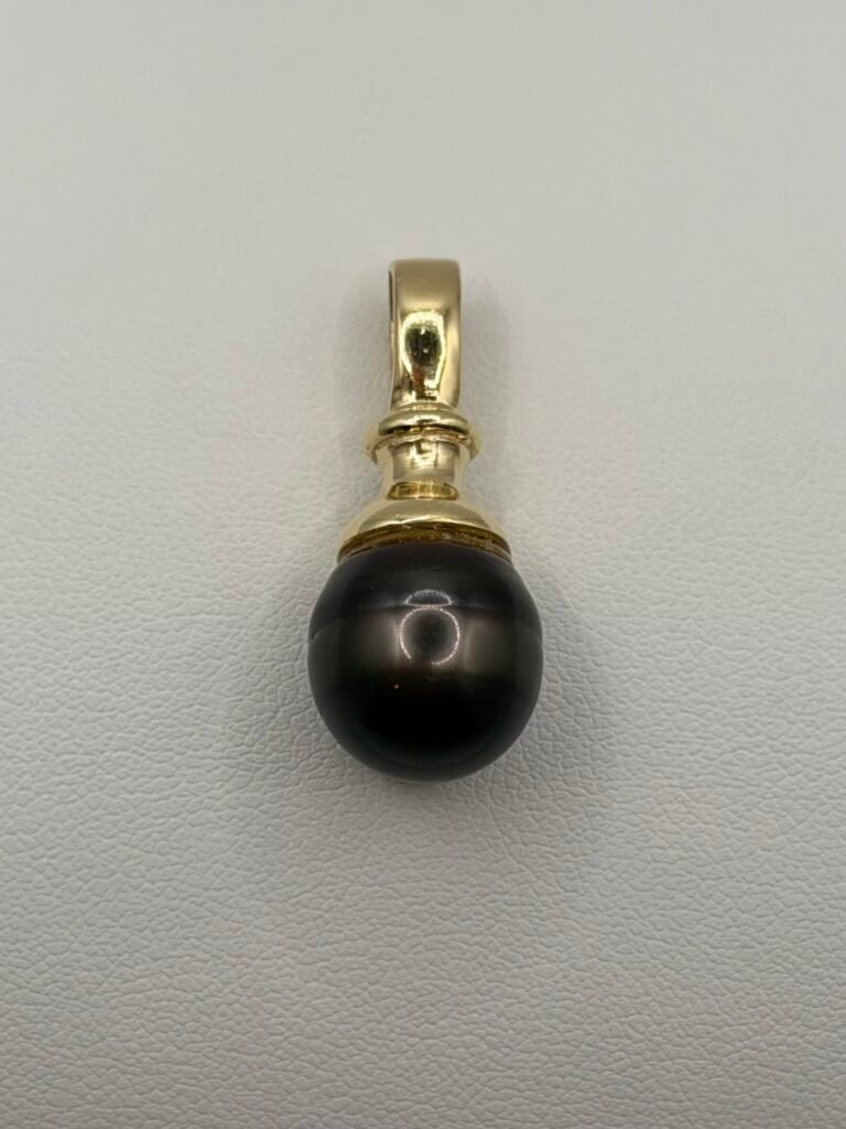 14k Yellow Gold 10.20 mm Tahitian Black Pearl Pendant
